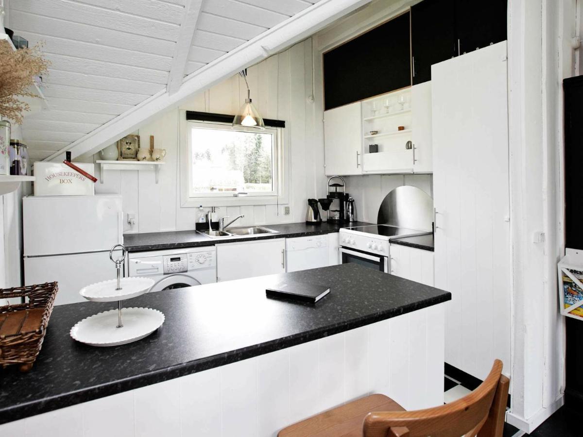 6 Person Holiday Home In Ansager Eksteriør bilde